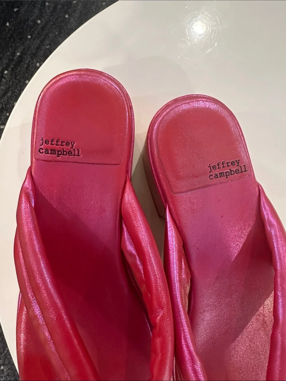 RARE Jeffrey Campbell Luau Pink Iridescent Platform Thong Sandals Size 10